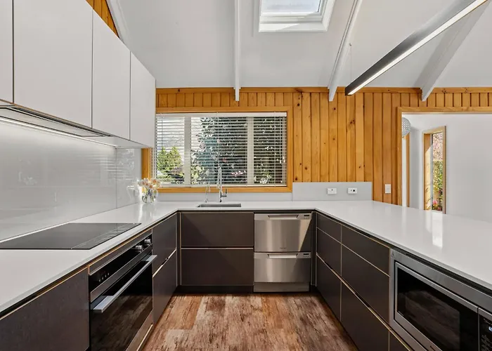 Alpine Meadow Haven - *